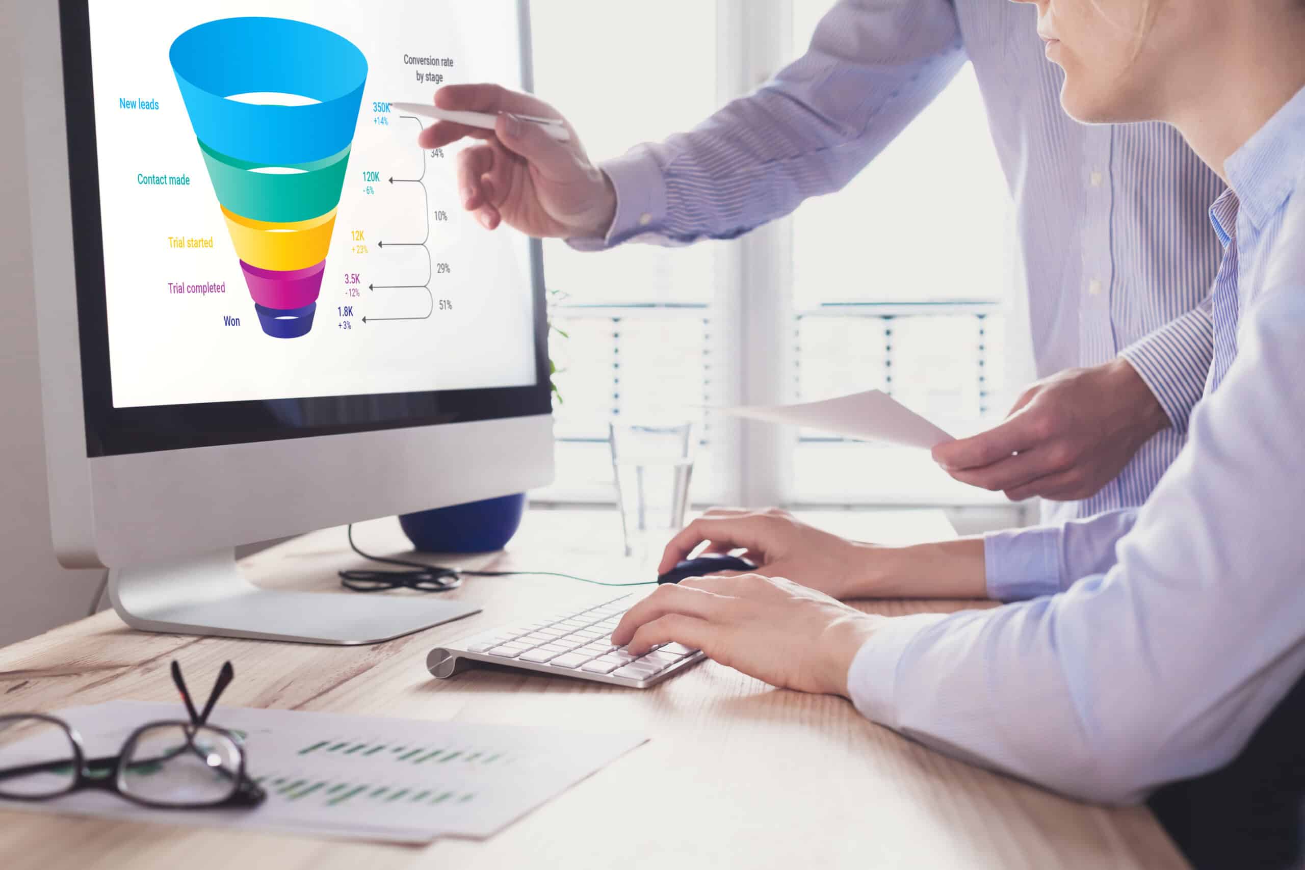 Marketing KZOO | Marketing Analytics | Picture of Marketing Analytics | Marketing funnel and data analytics used by a team of sales consultant to analyze leads generation, conversion rate, and sales performance of e-commerce. Multi-channel advertising, customer journey.